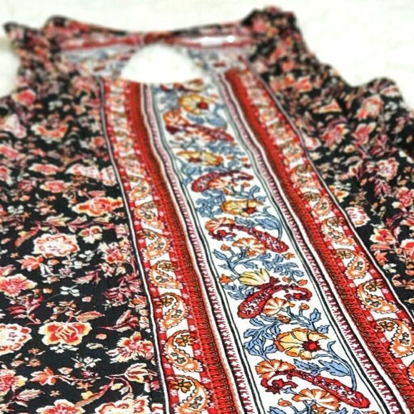 Xhileration Floral/Paisley Patterned Ruffle Trim Sleevless Dress - Picture 6 of 9